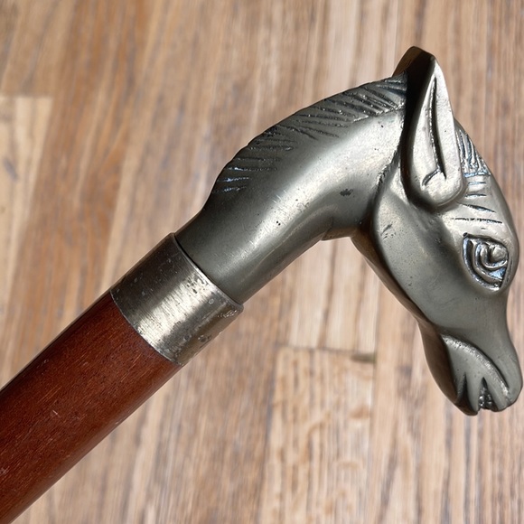 Weird brass horse head cane topper - Picture 6 of 11